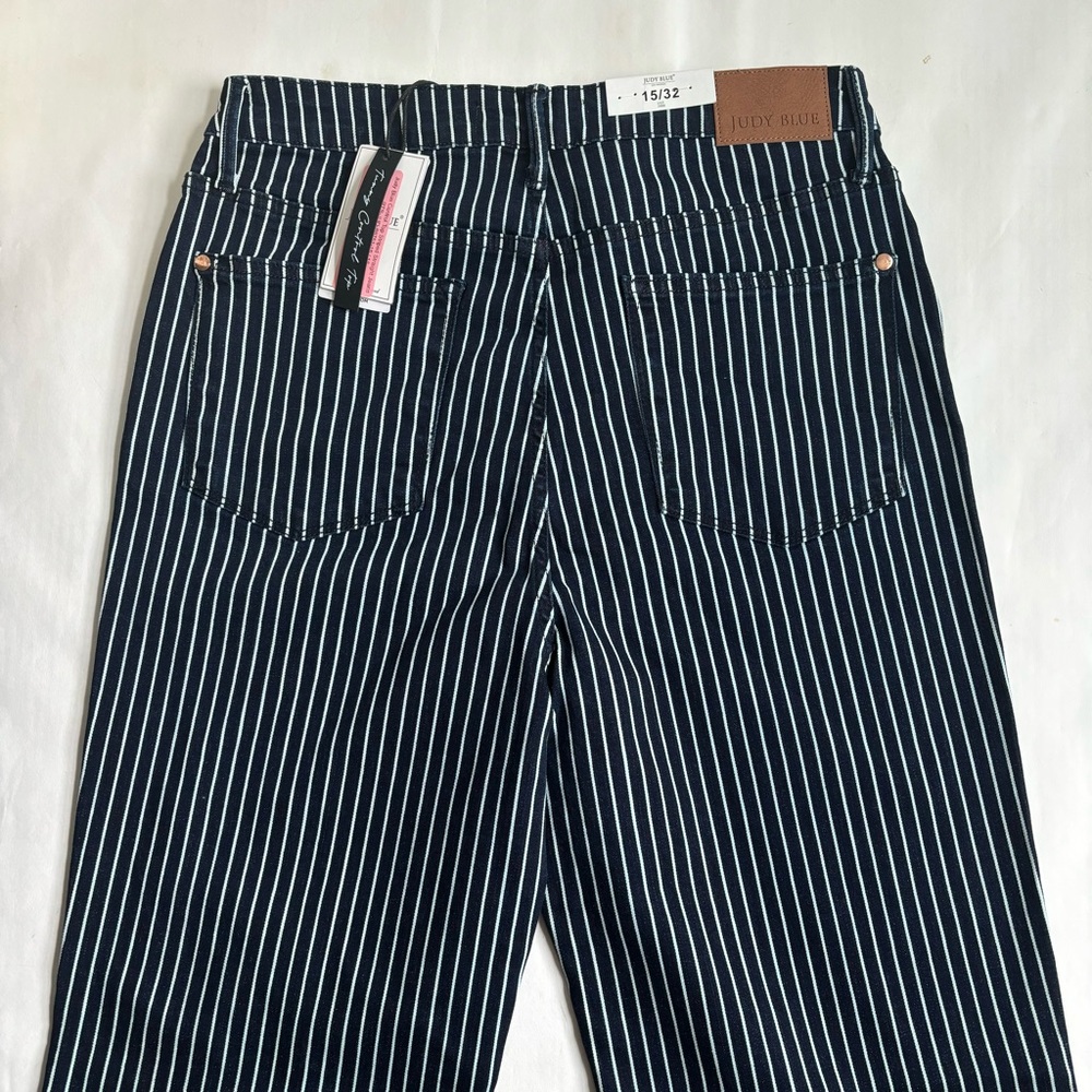Judy Blue Tummy Control Striped Blue White Straight Leg Jeans Size 15/32 - Picture 8 of 17